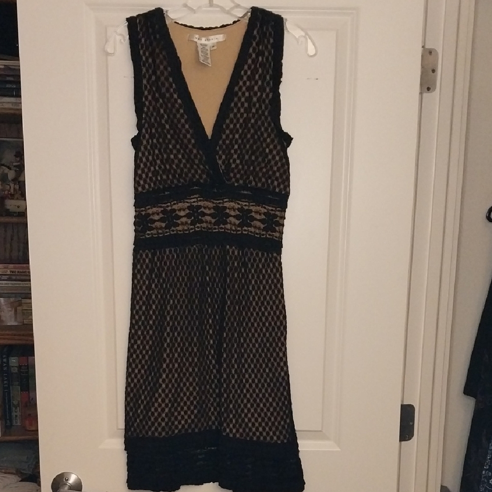 Max Studio Black and Tan Midi Dress